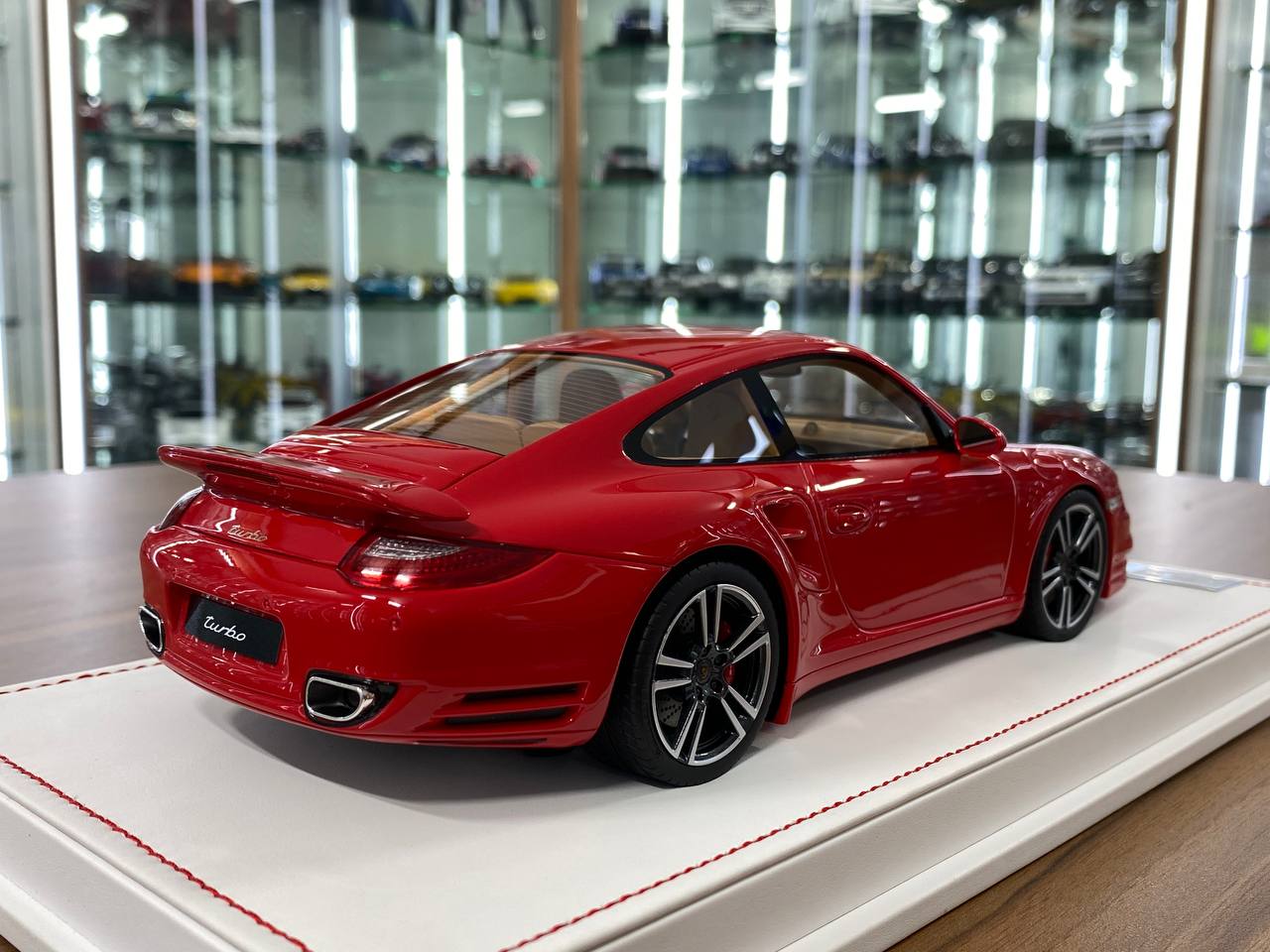 1:18 Resin Porsche 911 Turbo (997.2) Red Exterior with Brown Interior Ivy Model