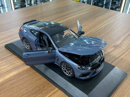 1:18 Metal Diecast - BMW M8 Competition Coupe 2020 by Minichamps