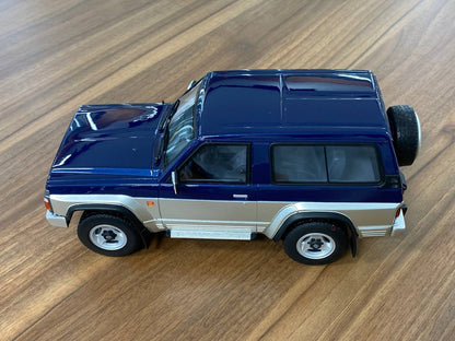 1:18 Resin Model - Nissan Patrol GR Y60 Blue/Silver by Otto Mobile