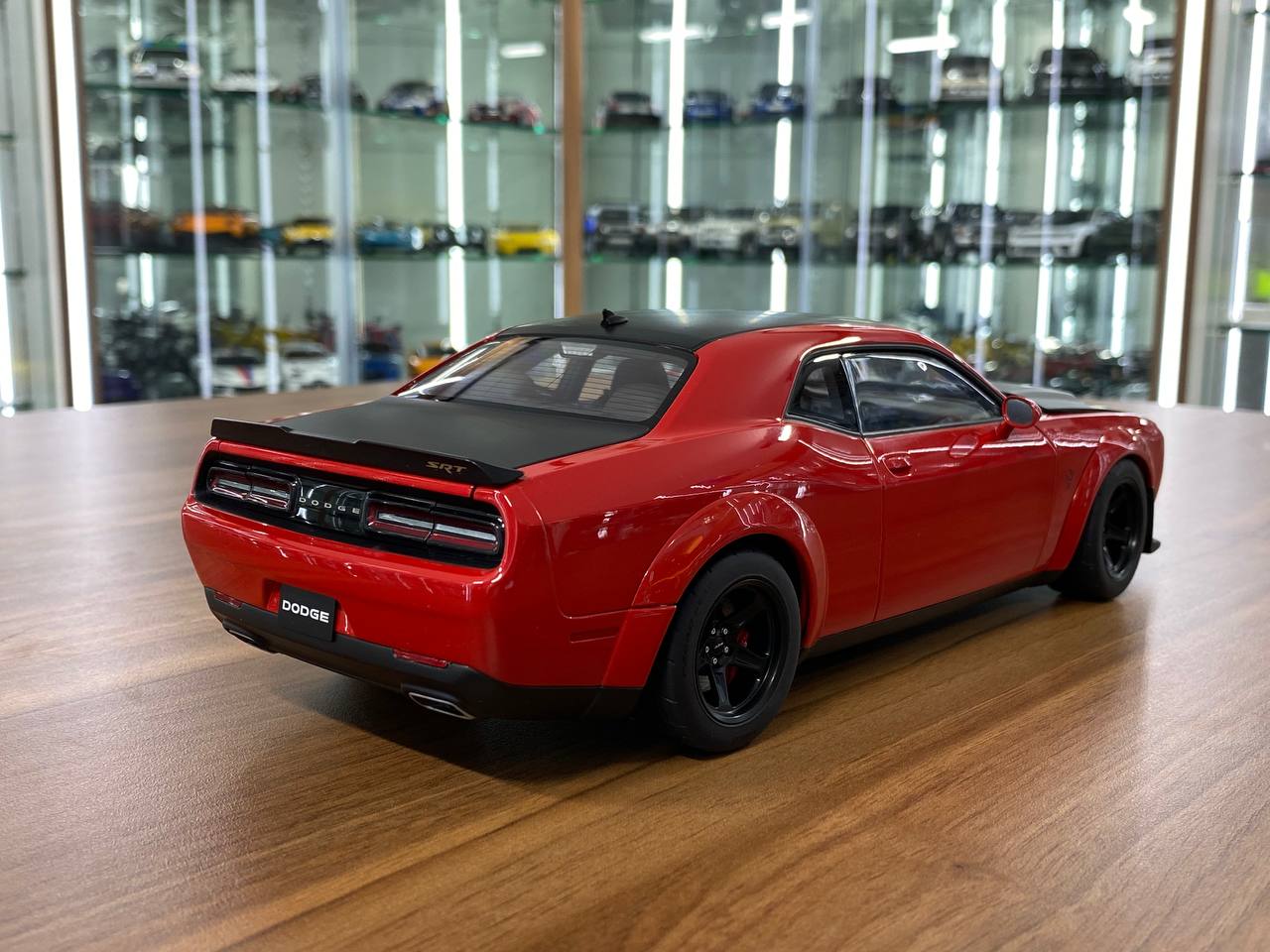 1/18 Diecast Dodge Challenger SRT Demon Red AutoArt Scale Model Car