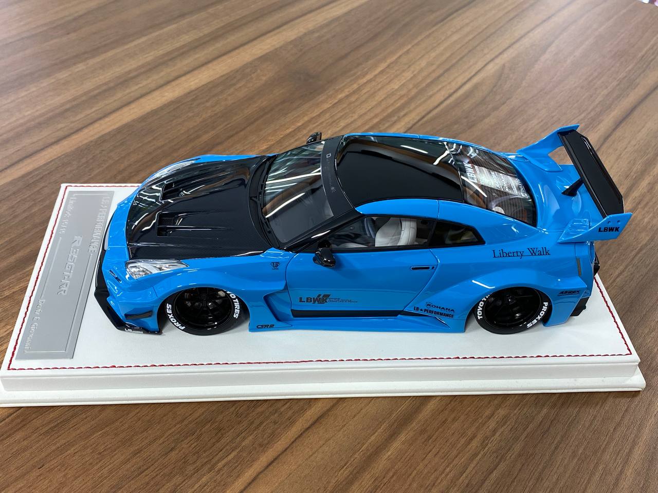 1:18 Resin Model - Davis & Giovanni Nissan R35 GT-R LBWK - Light Blue with Decals - Limited 15 pcs