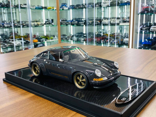 Ivy Model Porsche 911 Singer – 1/18 Resin Model, Visible Carbon, Limited to 40 Units