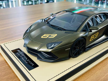 1/18 Resin Lamborghini Aventador Navy Green by MR