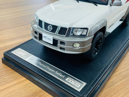 1/18 Nissan Patrol Super Safari Diecast White by IVY Models [Special Number 01/99]