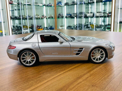 1/18 Diecast Full opening  Maisto Mercedes Benz SLS AMG Silver