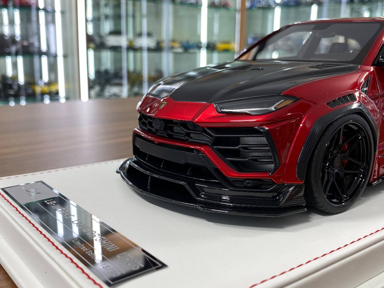 1:18 Resin Model  - IVY Model Lamborghini URUS LB Works (Metallic Red)