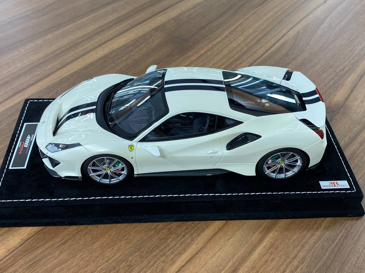 1:18 Resin Model  - MR Collection Models Ferrari 488 Pista (White/Black Stripes)