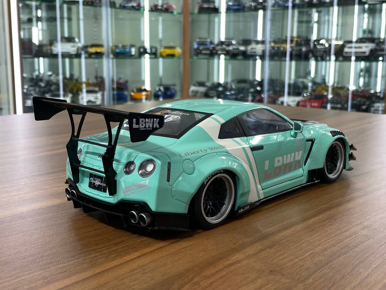 1/18 Diecast Solido Nissan GT-R R35 LB*Work Type 2 ORANGEM in Tiffany