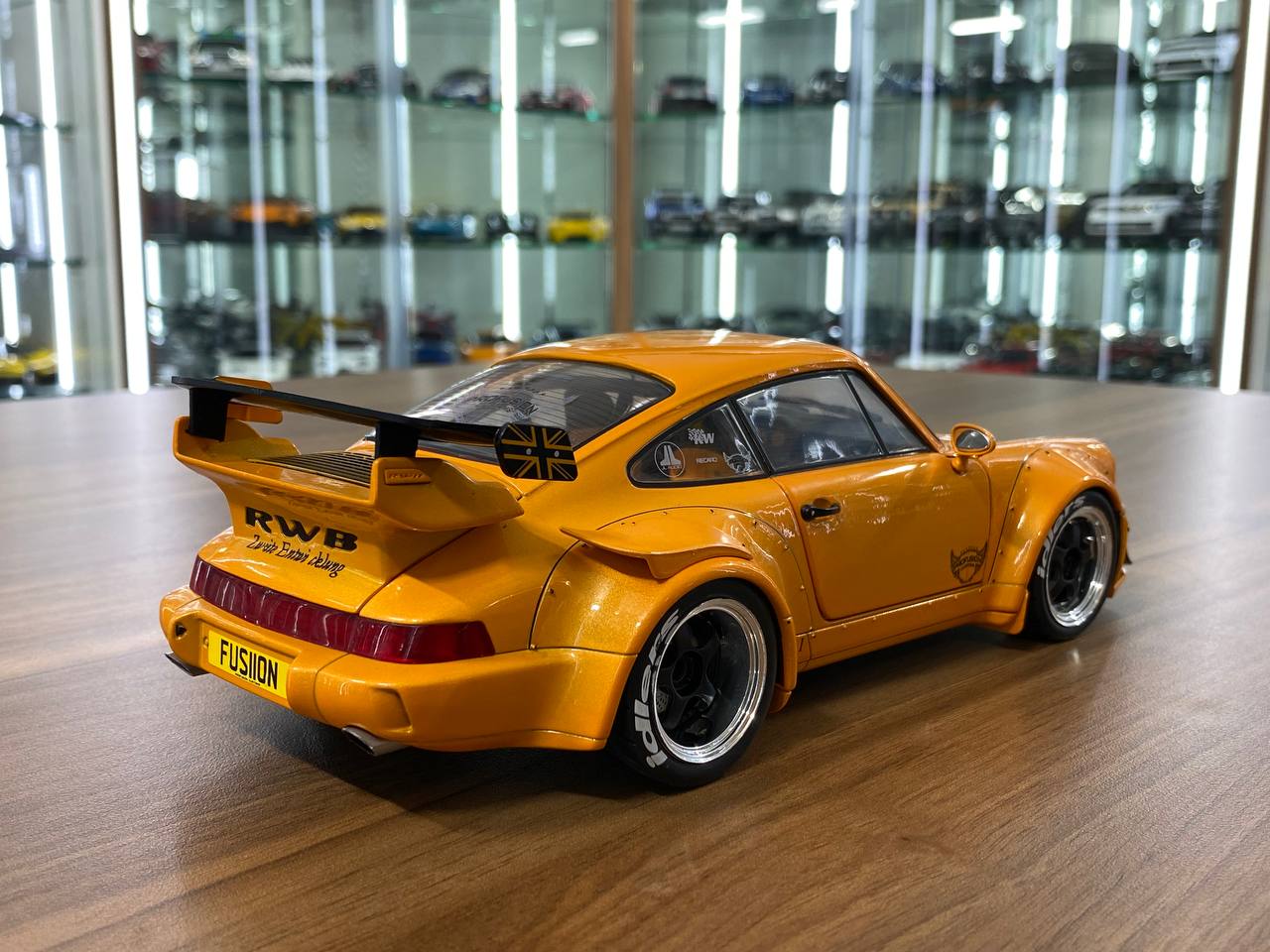 1/18 Diecast Porsche 964 RWB - HIBIKI 2016 Orange by Solido