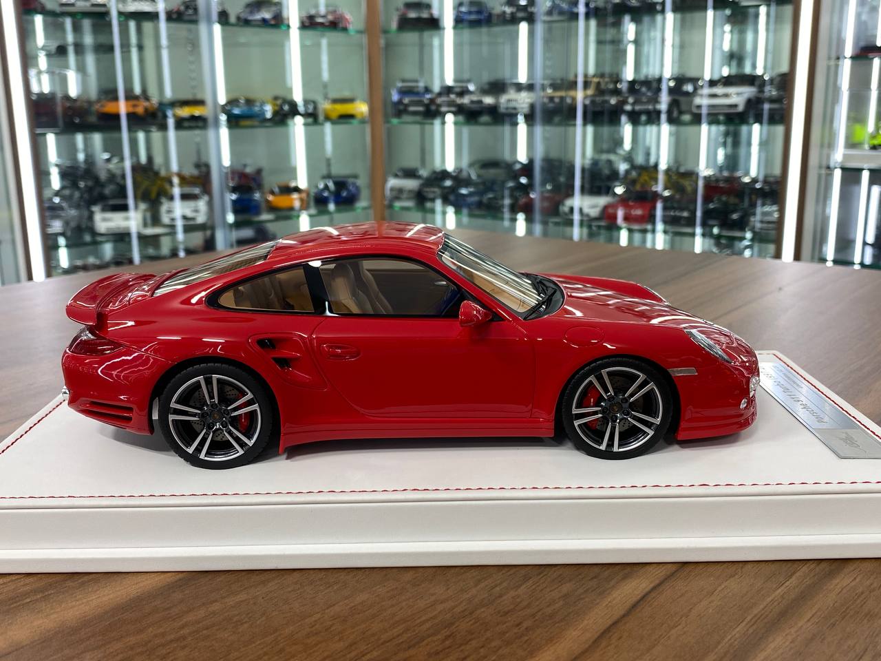 1:18 Resin Porsche 911 Turbo (997.2) Red Exterior with Brown Interior Ivy Model