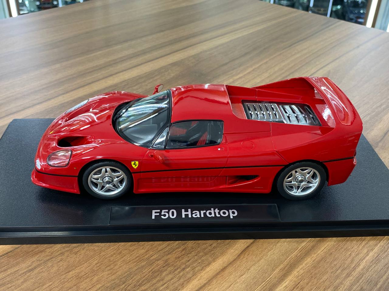 1:18 Diecast – KK Scale Ferrari F50 Hardtop in Red with Silver Wheels