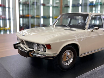 1:18 Diecast – Minichamps BMW 2500 (1968)