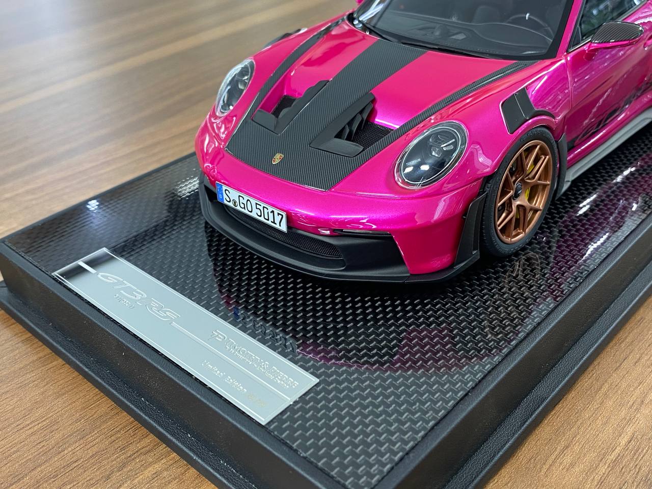 1:18 Resin Model – Timothy & Pierre Porsche 911 GT3 RS (992.1) Weissach Package – Ruby Star (Limited 29 pcs)