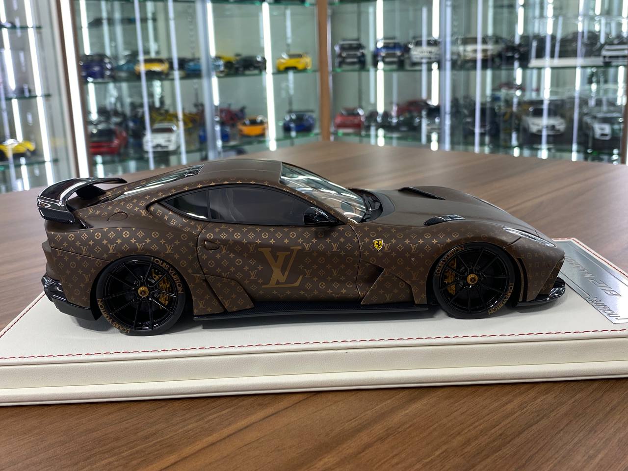 1:18 Resin Model – Davis & Giovanni Ferrari 812 N-Largo (Louis Vuitton) – Matt Brown / LV Gold Monograms