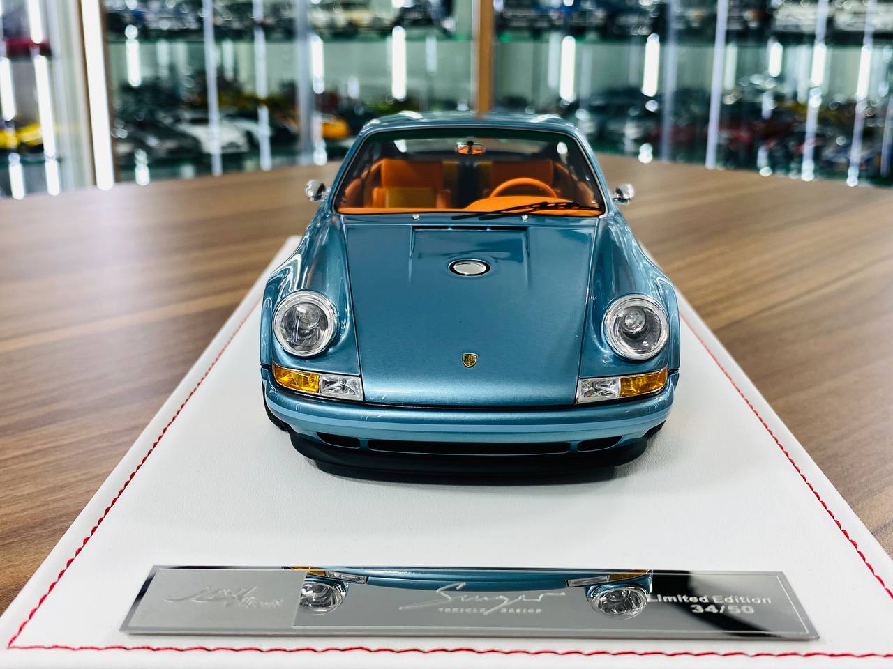 Ivy Model Porsche 911 Singer – 1/18 Resin Model, Ice Blue Metallic, Limited to 50 Units