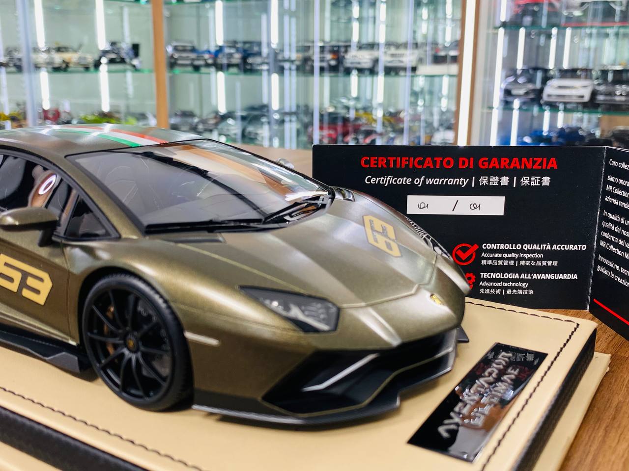 1/18 Resin Lamborghini Aventador Navy Green by MR