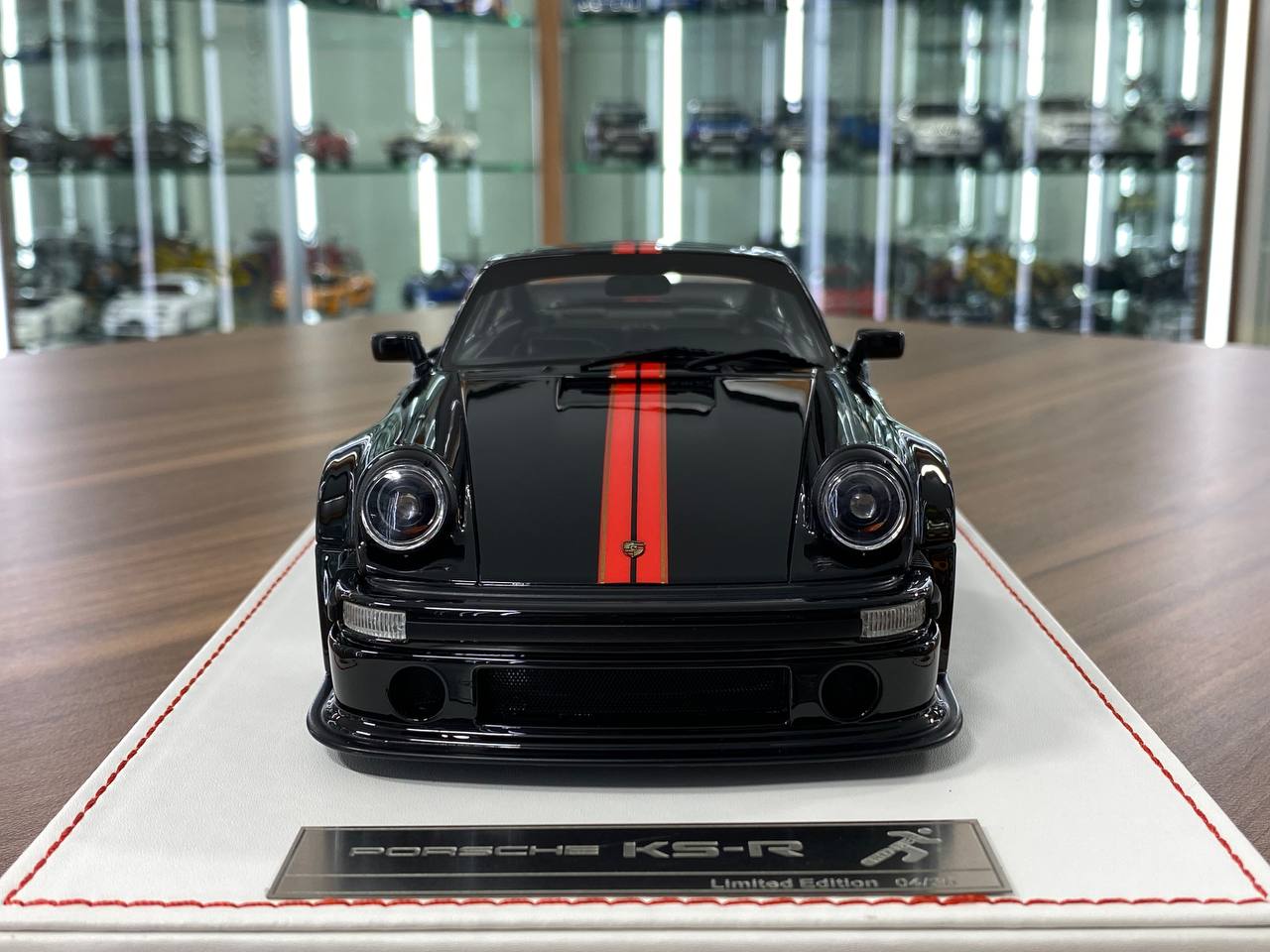 1/18 Resin Porsche KS-R Black by Runner – Limited Edition of 30 [Rare]