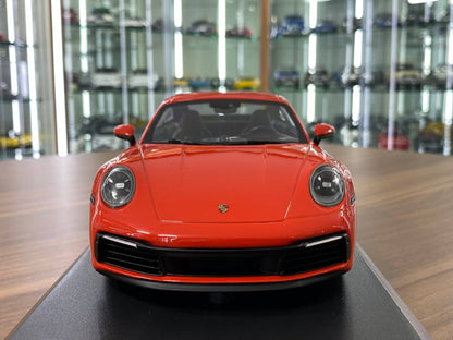 1/18 Diecast Porsche 911 Carrera 4S 2019 by Minichamps