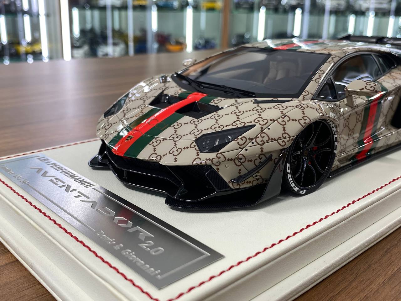 1:18 Resin Model - Davis & Giovanni Lamborghini Aventador 2.0 LB Performance