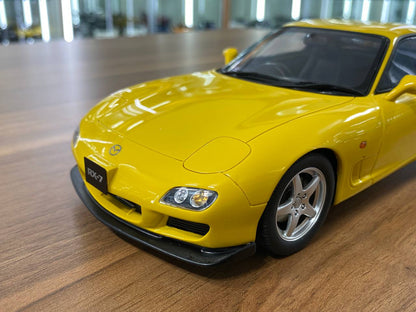 1:18 Resin - Mazda RX-7 FD Type R Bathurst R by Otto Mobile