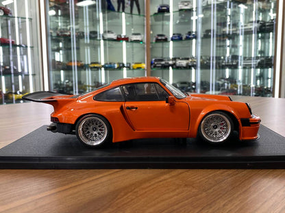 1/18 Diecast Solido Porsche KS-R 2022 Orange