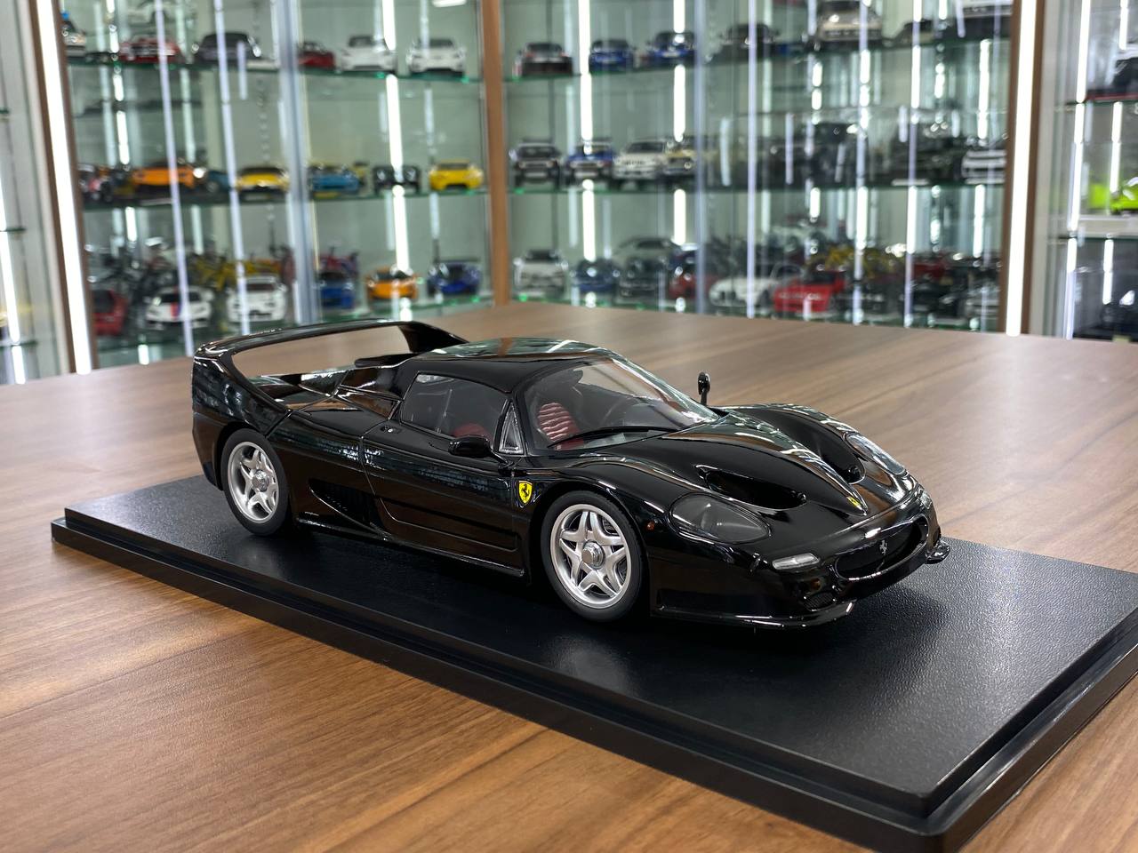 1:18 Diecast – KK Scale Ferrari F50 Hardtop in Black