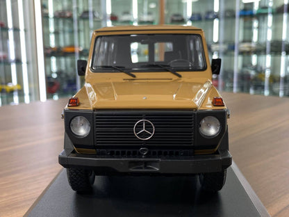 1/18 Diecast Minichamps Mercedes-Benz G-Model (LWB) 1980 Beige