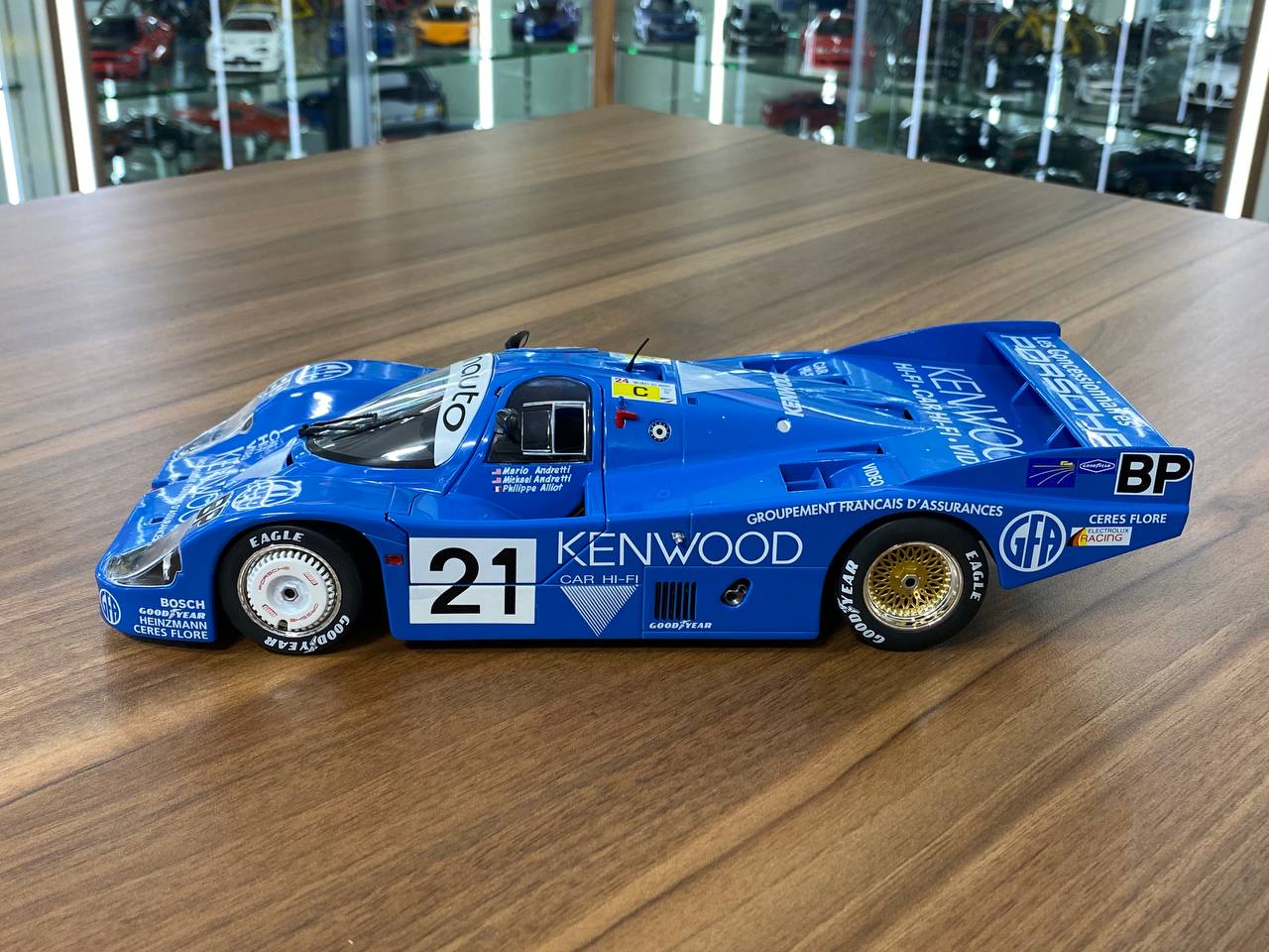 1/18 Diecast Solido Porsche 956LH-24H LE MANS 1983 #21 in Blue