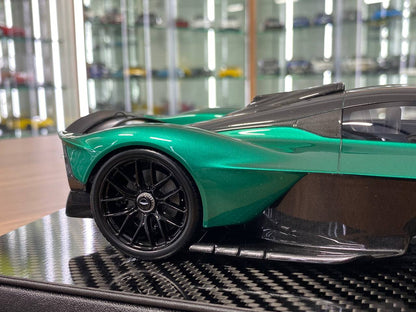 1:18 Resin Model – FrontiArt Aston Martin Valkyrie – British Green (Limited 300 pcs)