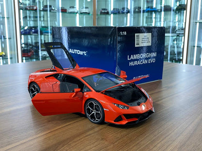 1:18 Diecast Metal Full Opening – AUTOart Lamborghini Huracán EVO – Arancio Xanto