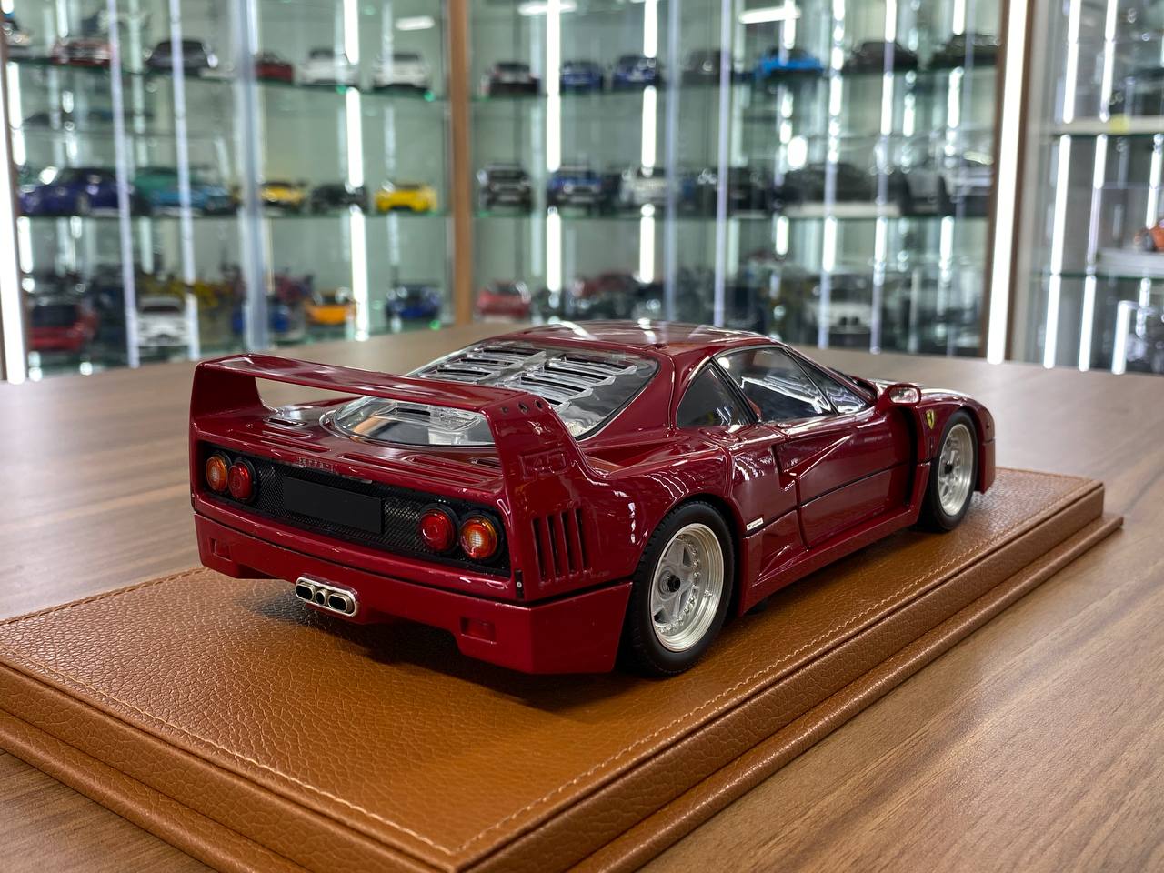 1:18 Diecast Full Opening – BBR by Kyosho Ferrari F40 (Metallic Red) Limited Edition 78pcs