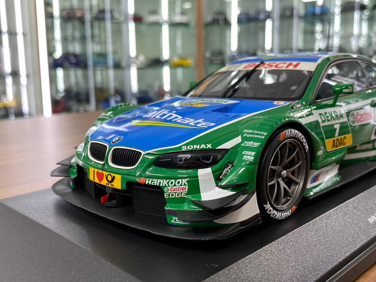 1:18 Diecast (Doors Opening) – Minichamps BMW M3 DTM 2013 #7 A. Farfus, BMW Team RBM – Green Racing Decal (Limited 1002 pcs)