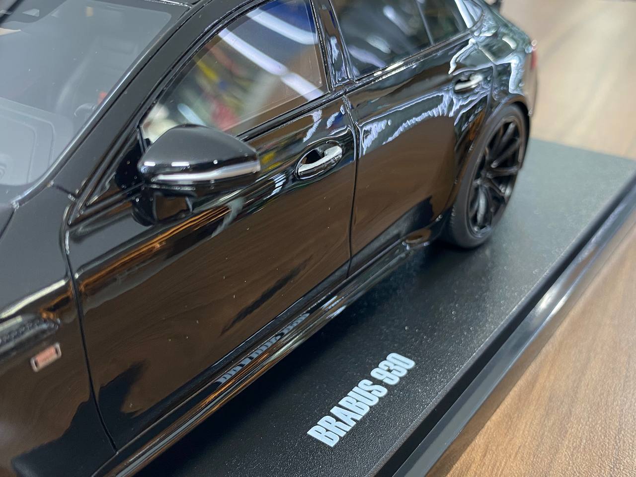 Mercedes-Benz BRABUS 930 Black 1/18 Resin Model by GT Spirit - Limited Edition