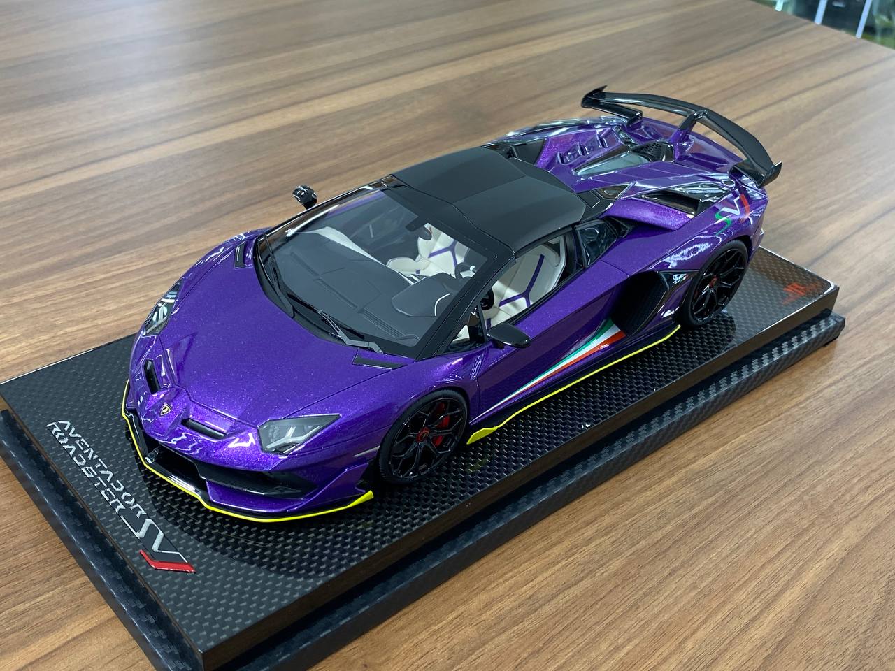 1/18 Resin Lamborghini Aventador Roadster SVJ by MR Collection in Metallic Purple Italy Flag