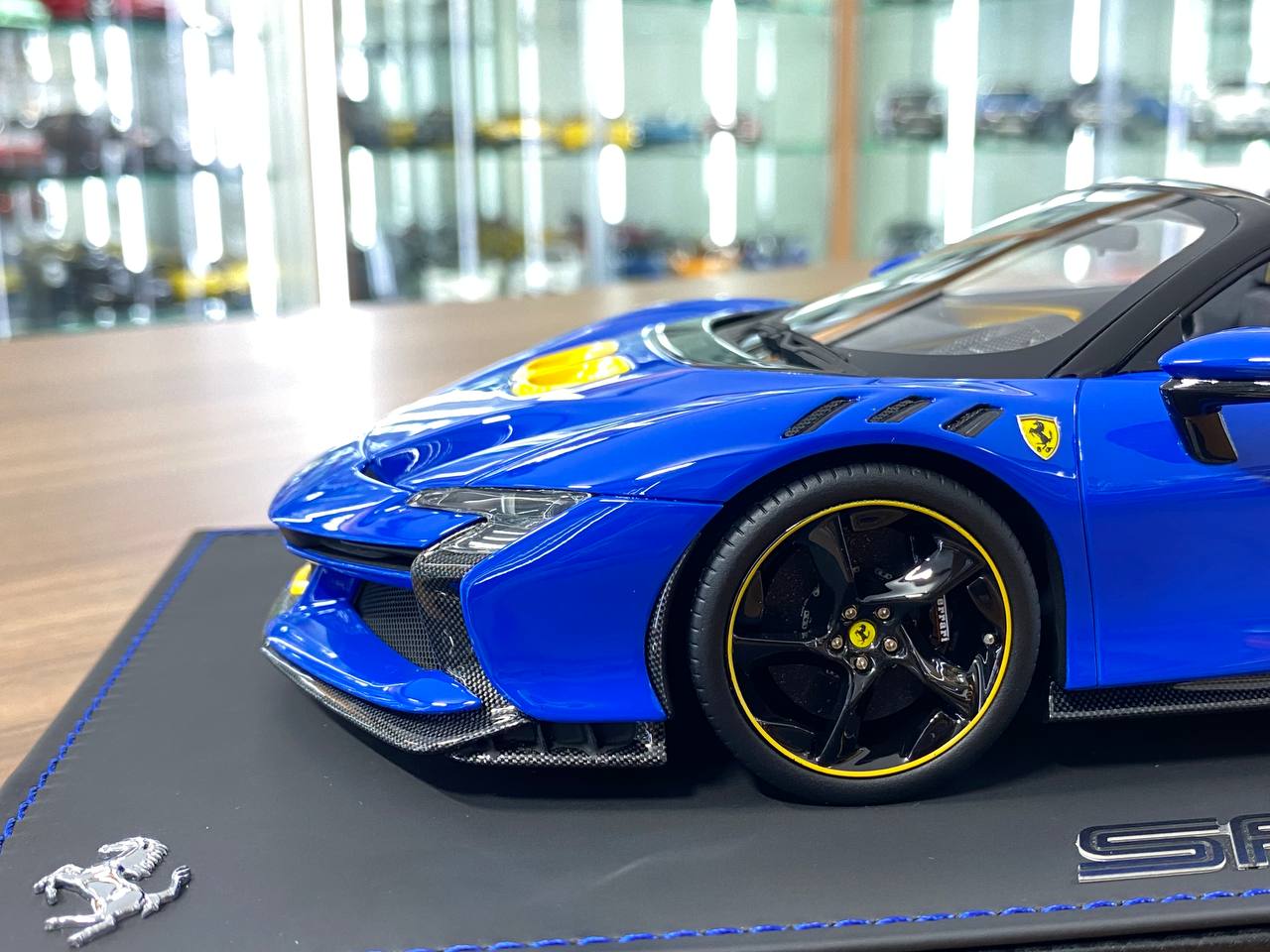 1/18 Resin Model - Ferrari SF90 XX Spider Azzurro Dino by BBR Models