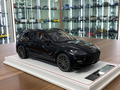 1/18 Resin Model - IVY Model Aston Martin DBX707 (Obsidian Metallic)