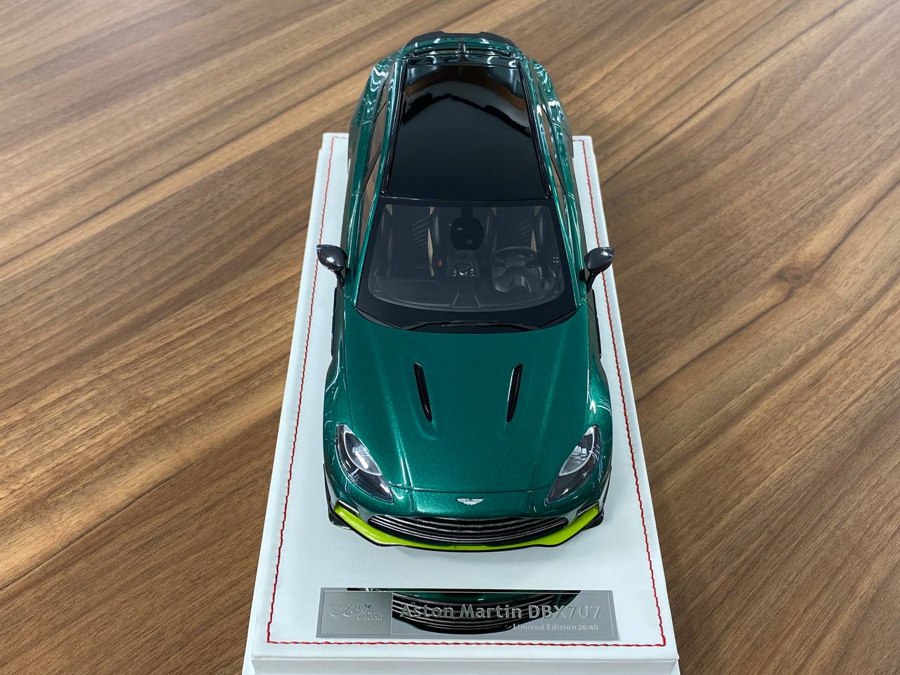 1/18 Resin - IVY Model Aston Martin DBX707 AMR24 Edition