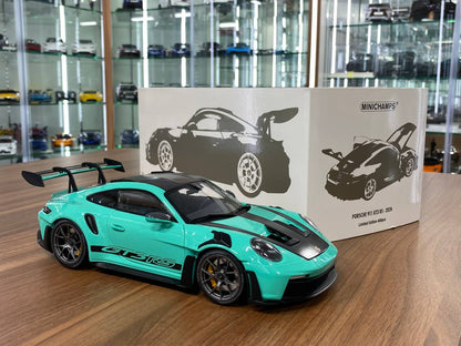 1:18 Diecast Minichamps Porsche 911 (992) GT3 RS 2024 Weissach Paket in Green