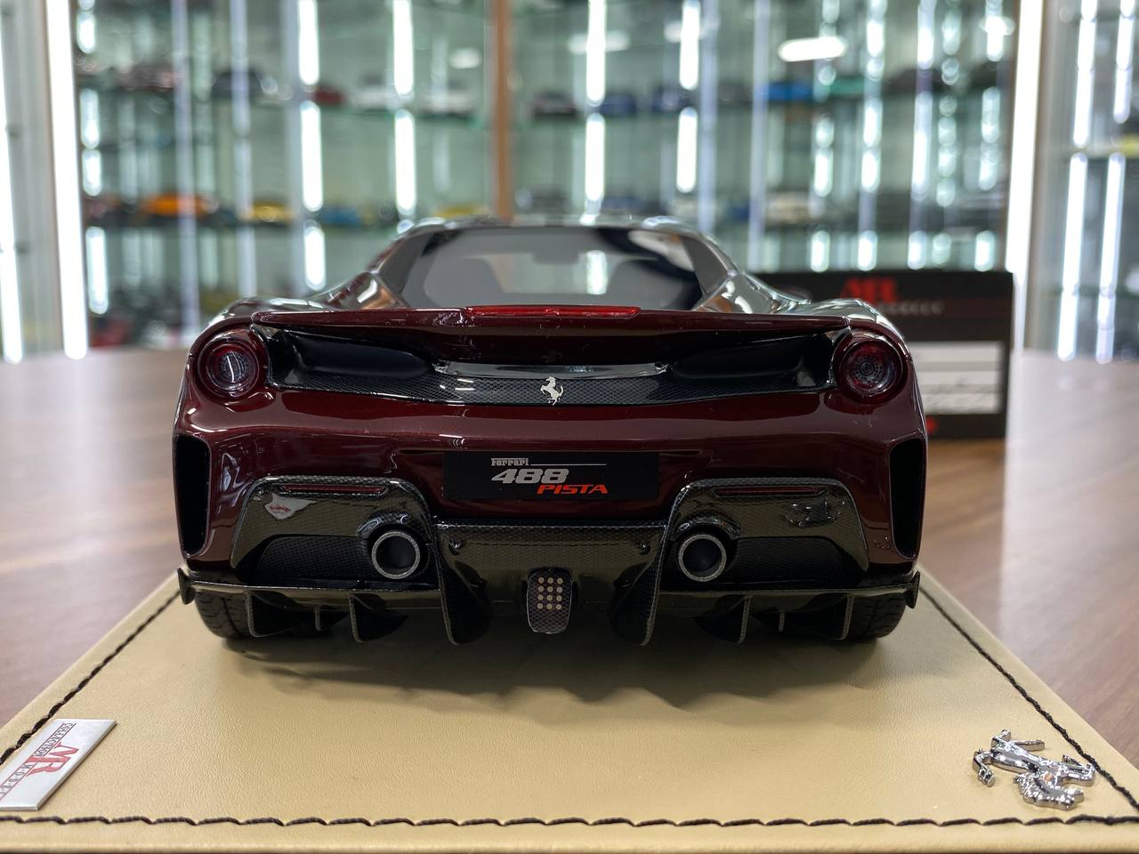 1:18 Resin Model – MR Collection Ferrari 488 Pista Rubino Micalizzato