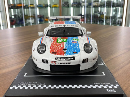 1:18 Diecast – IXO Models Porsche 911 RSR #93 Le Mans 24H 2019 (P. Pilet / E. Bamber / N. Tandy)