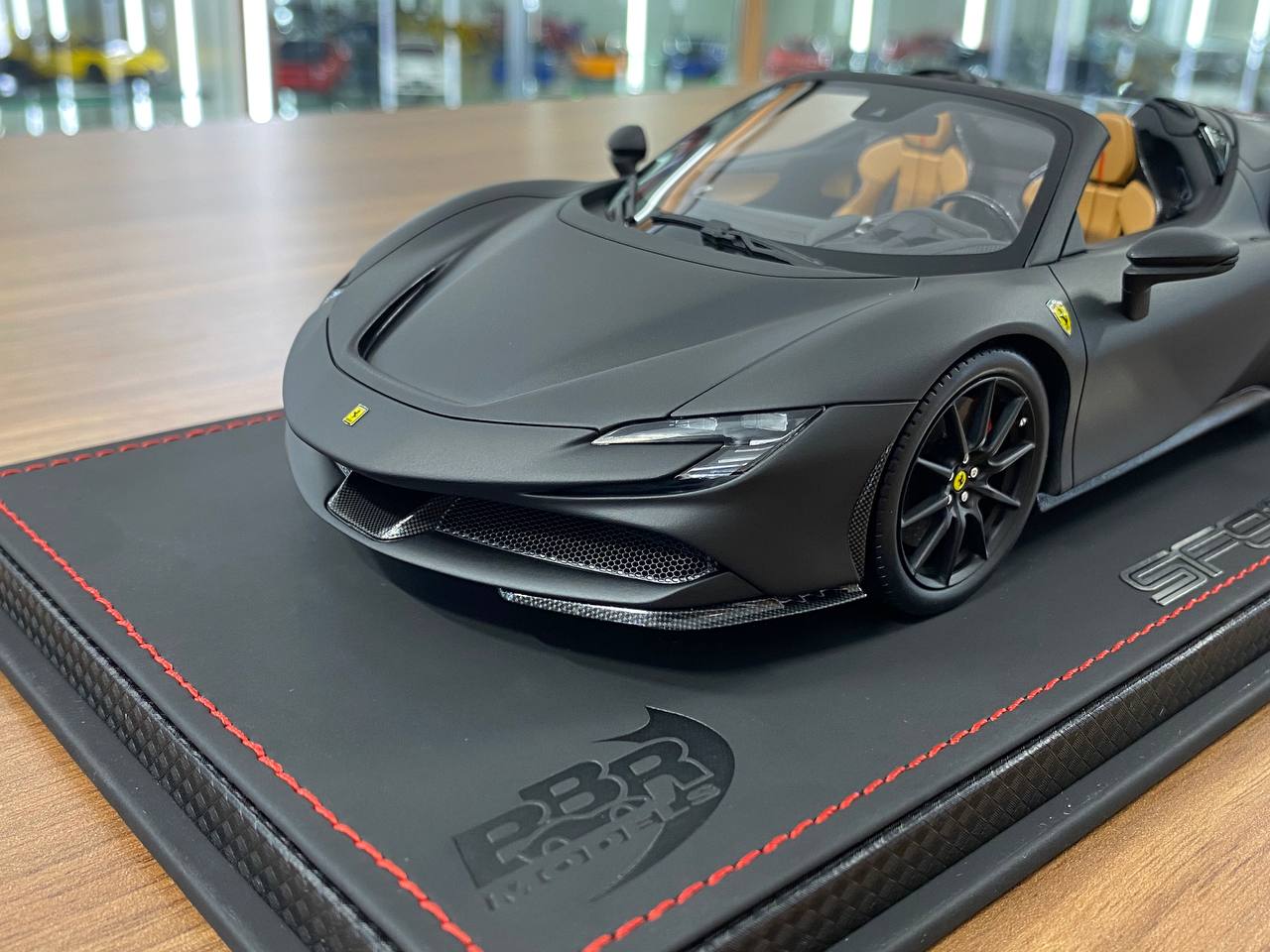 1:18 Resin Model – BBR Deluxe Ferrari SF90 Spider (Matt Black) Limited Edition 24pcs