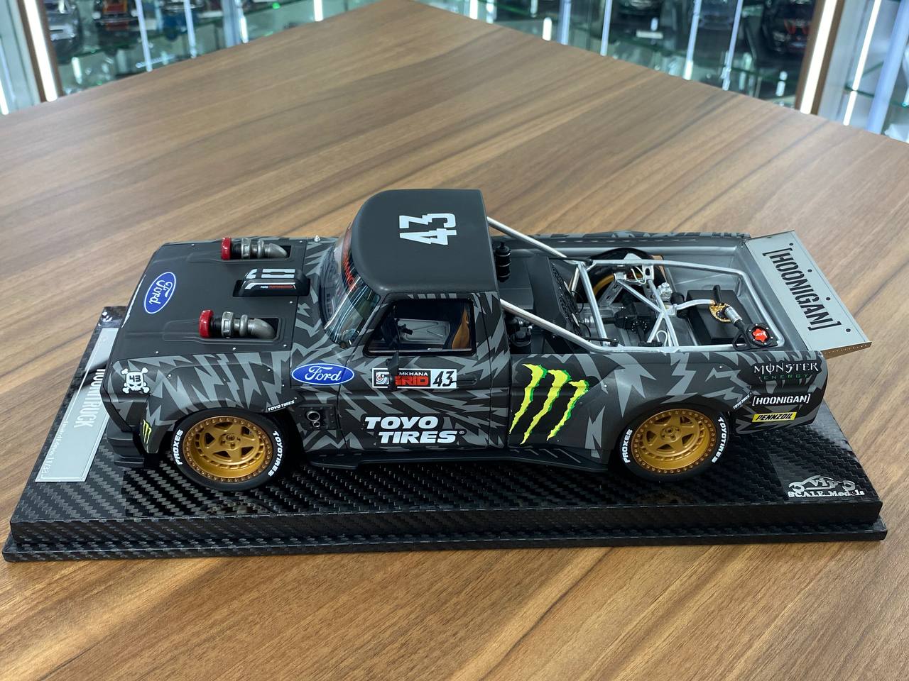 1:18 Resin VIP Model Ford Hoonitruck Monster Decal / Gold Rim(RARE Ken Block's Gymkhana 10)