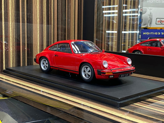 Porsche 911 Carrera Coupe 1977 1/8 by KK-Scale