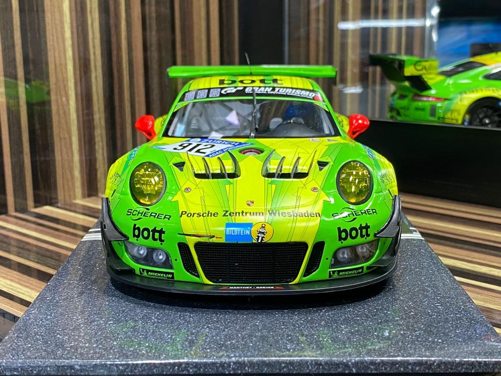 Porsche 911 GT3 R 24h Nurburgring 2018 1/18 Triplenine