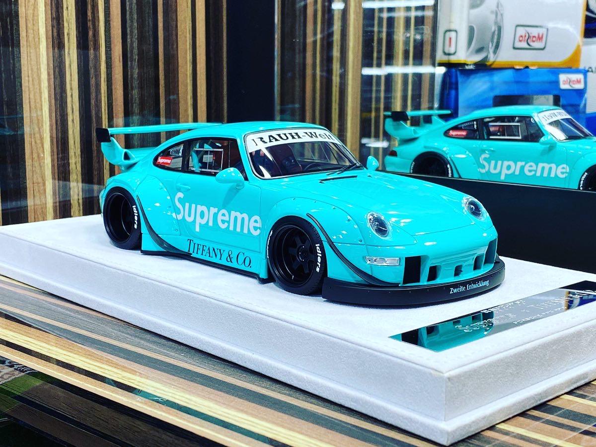 Porsche 993 RWB Supreme 1/18 by Timothy&Pierre