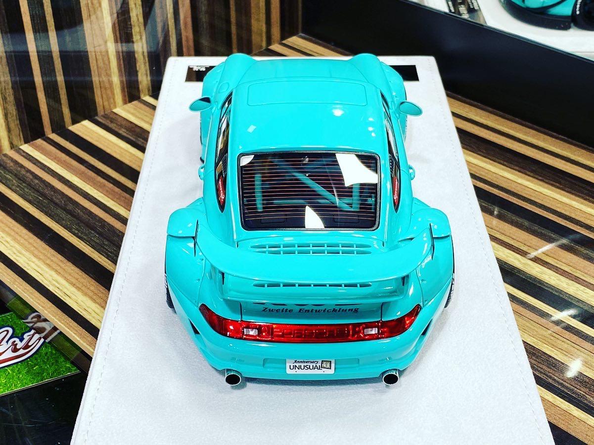 Porsche 993 RWB Supreme 1/18 by Timothy&Pierre