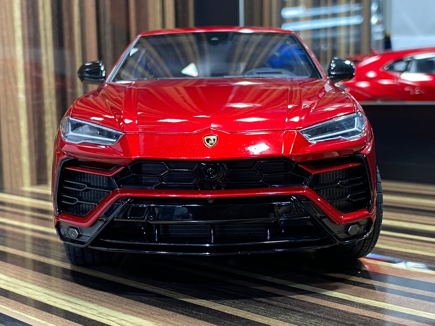 1/18 Diecast Lamborghini Urus Red Autoart Scale Model Car