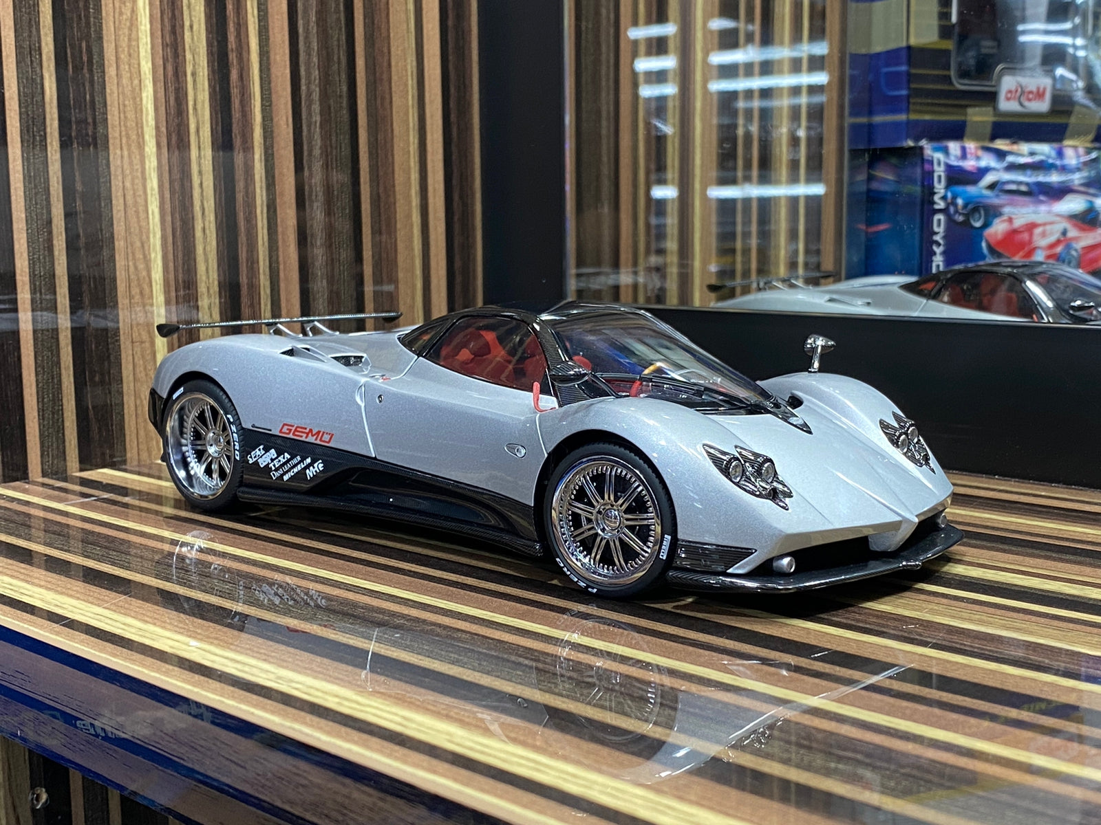 1/18 Diecast Pagani Zonda F 2005 Silver Almost Real Scale Model Car