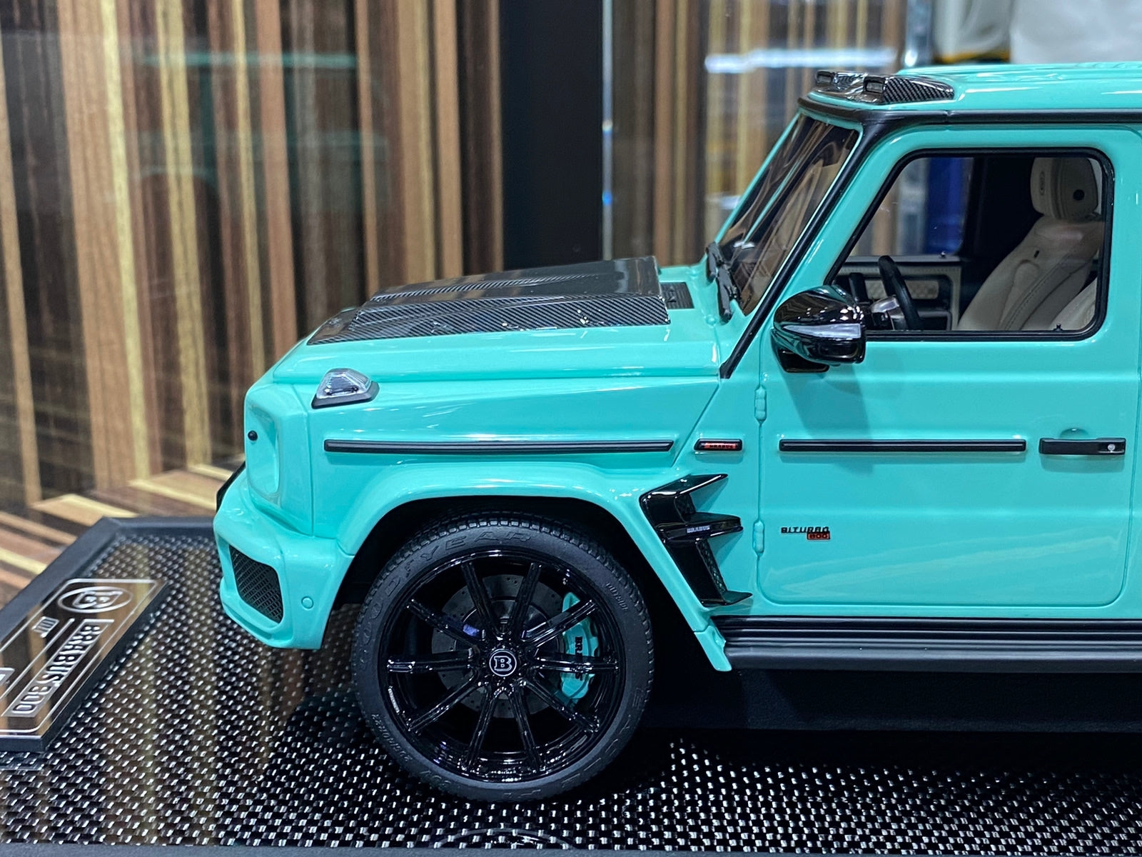 1/18 Resin Mercedes-Benz Brabus G800 G-Class Tiffany Model Car by Motorhelix