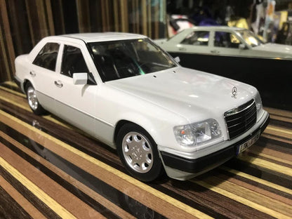 1/18 Resin Mercedes-Benz E320 W124 iScale white Model Car